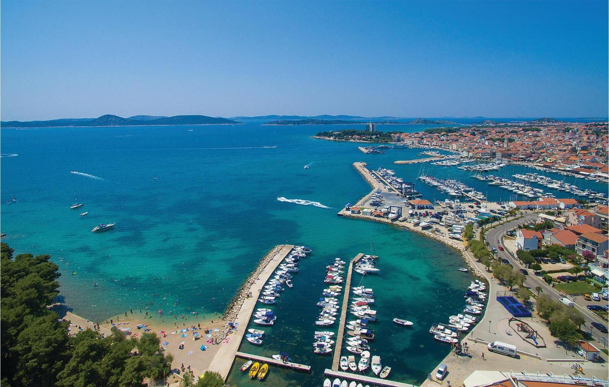 Gorgeous Apartment In Vodice With Kitchen Luaran gambar